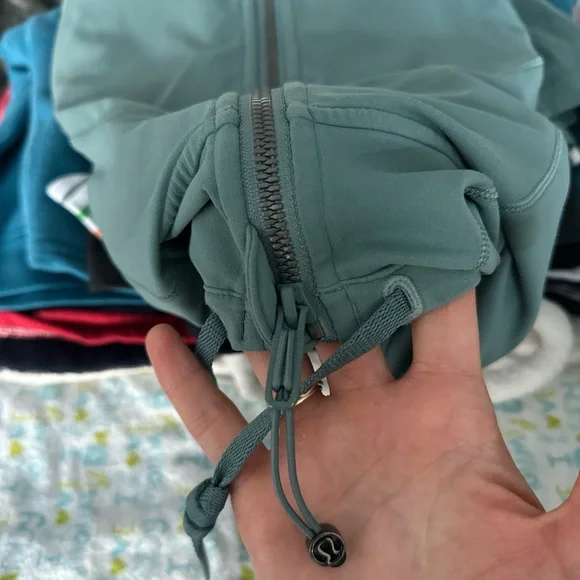 Lululemon define jacket - Picture 3 of 6